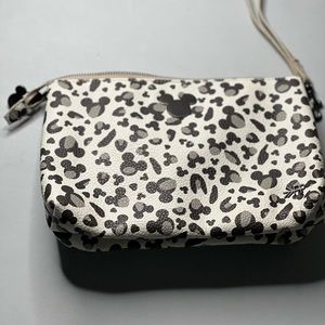 Freshly picked clutch